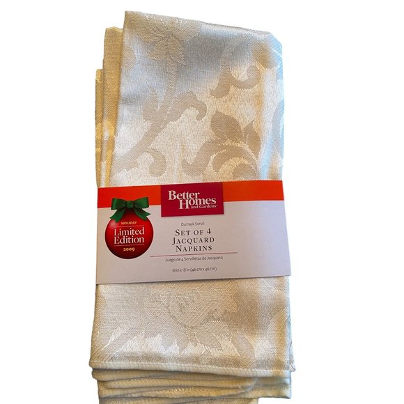 Leaf Fall Thanksgiving Table Runner + 4 Cream color Cloth Napkins - Picture 3 of 8